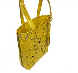 KKV10436 LEATHER HAND TOOLED/CARVED YELLOW LARGE TOTE