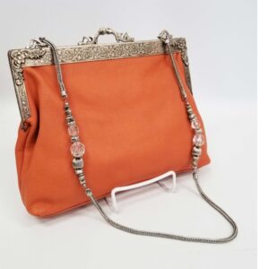 VICTORIAN 1921 BRASS FRAME LEATHER BAG