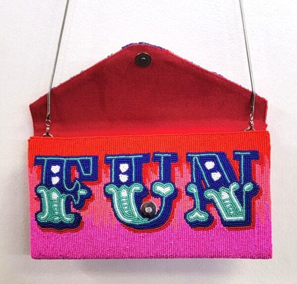 BEADED FUN CLUTCH