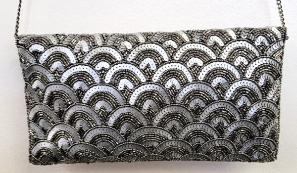 BEADED AND SEQUIN SCALLOP CLUTCH 7 BEADED AND SEQUIN SCALLOP CLUTCH
